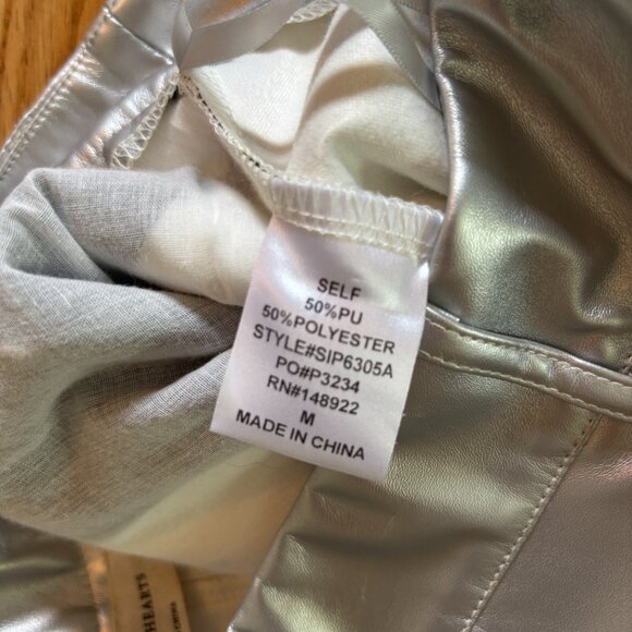 Saints & Hearts Women's Metallic High Rise Star Back Shorts - Picture 4 of 4